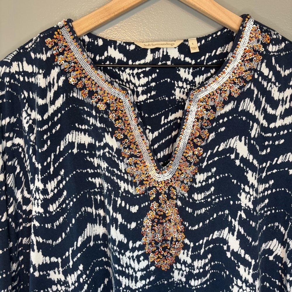 Soft Surroundings Large Akira Beaded Sequin Tunic Blue White Ikat Batik Pattern - Picture 2 of 6